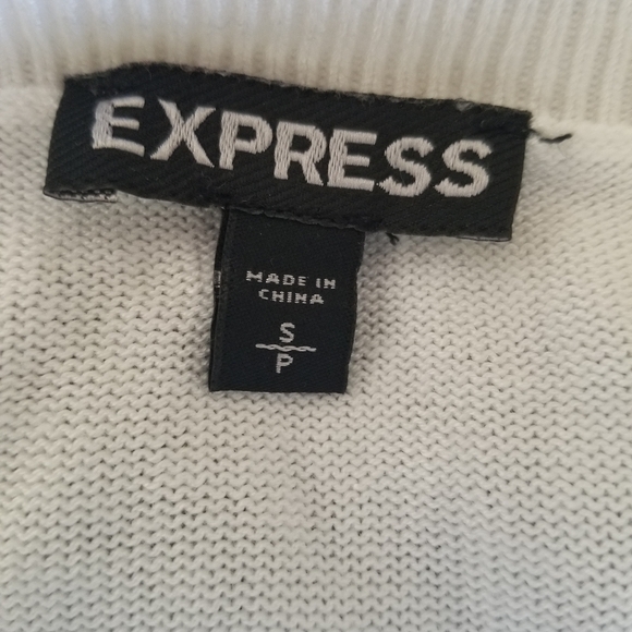Express Sweater - Picture 4 of 4